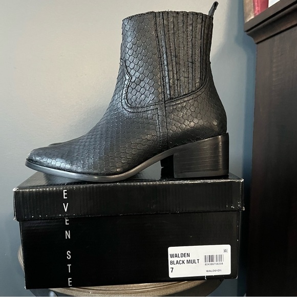 Steven Black Snakeskin Booties - Picture 3 of 10